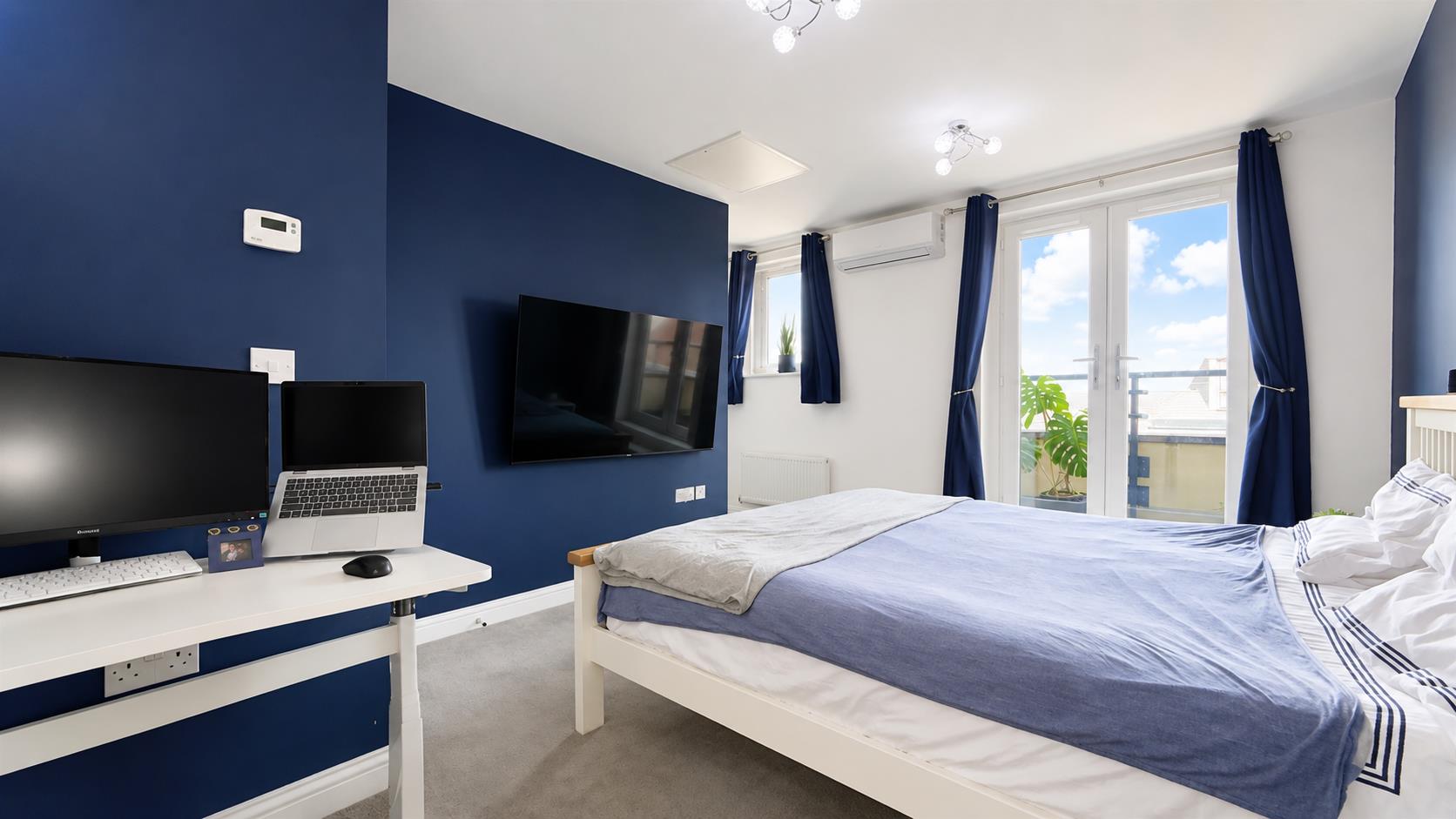 Heren Lane, Whitehouse, Milton Keynes
